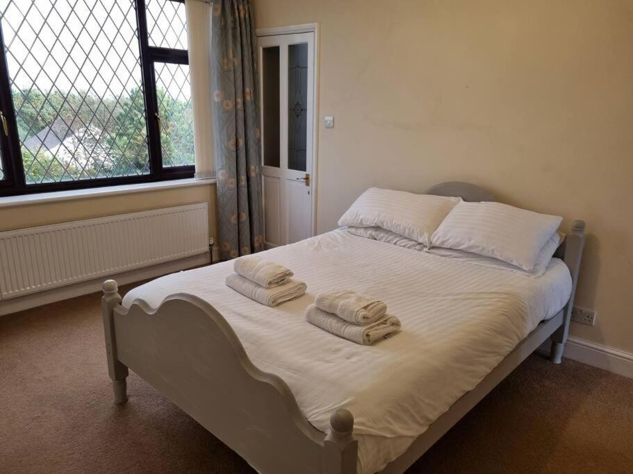 Spacious Detached Home With Beautiful Seaviews, Sleeps 6 Trimingham Luaran gambar